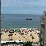 Belissimo Apartamento Com Vista Para A Praia De Copacabana E Cristo